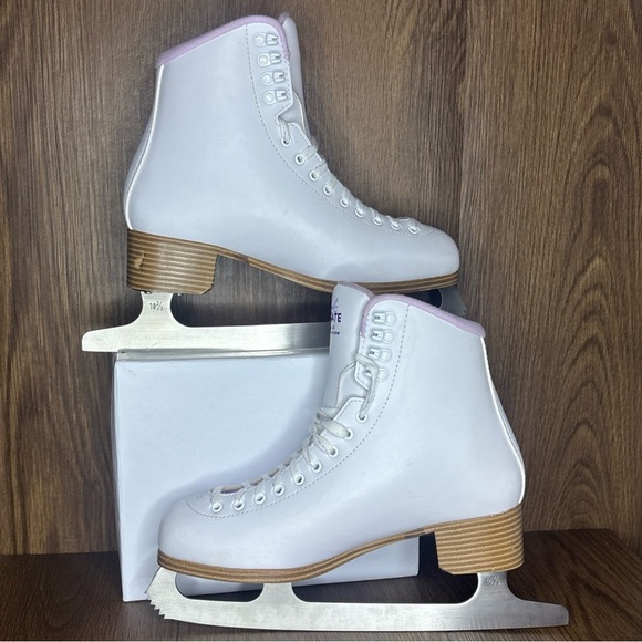 🔥🔥🔥JACKSON White and Purple Soft Skate Size: 9🔥🔥🔥 - Picture 3 of 8